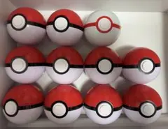 プレミアボール モンスターボール はずる全塗装 - メルカリ