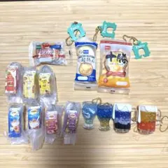 ガチャガチャ キーホルダー まとめ売り14点 ミニチュア