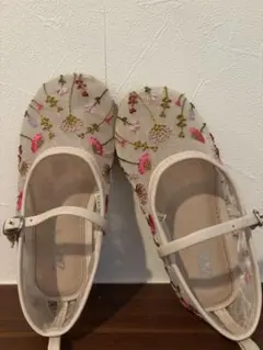 花柄刺繍クリアバレエシューズ Zaraのサムネイル