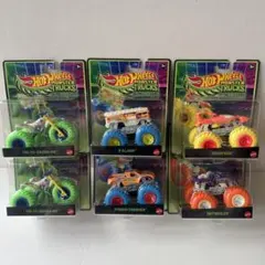 【新品未開封】ホットウィールHotWheels 光るモンスタートラック　6台入りのサムネイル
