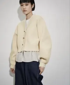 アダムエロペ　サステナブルシアーへプラムカーディガン　美品