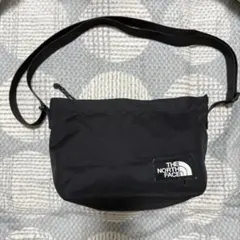 【中古品】ノースフェイス　WL クロスバッグ　ショルダーバッグ　韓国　ブラック