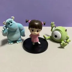 モンスターズインク　サリ　マイク　ブー　フィギュア　ディズニー　ピクサー