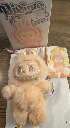 正規品　POP MART LABUBU エナジーラブブ　Happiness