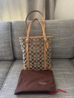 COACH ロゴデザイン トートバッグ