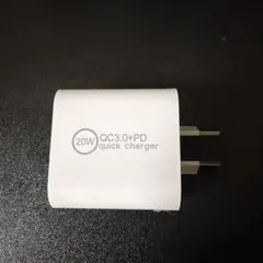 Oタイプ　20W QC3.0 PD急速充電器 TCS-20WAC8