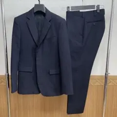 美品　ジョンローレンスサリバン　スーツ　セットアップ　ネイビー ジョン ローレンス サリバンが定番スーツを刷新、デザインや色展開を