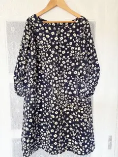 ★試着のみ・新品同様★ ROSSO ロッソ 小花柄 ワンピース FREE 日本製