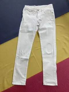 ￼メンズ　パンツ　白　エドウィン