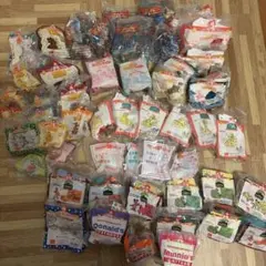 □ 平成レトロ サカモト お菓子の連包消しゴム □ - メルカリ
