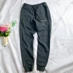 Item thumbnail for item 7909ded8-8947-4d3d-a759-c15bddea7327