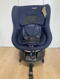 【美品】Combi コンビ ネセルターン リミテッド ISOFIX