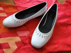 23センチ　ホワイトフラットシューズ