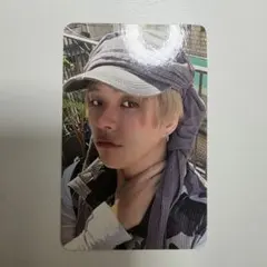 ユクソンジェ ソンジェ BTOB トレカ 食パン ペンミ ホロ パン - メルカリ