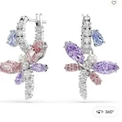 新品✨スワロフスキー　アリアナ　フープ　ピアス　コラボ　トンボ