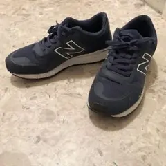 New Balance レディース スニーカー ネイビー 23cm 箱付き