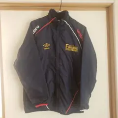 umbro ウィンドブレーカー ネイビー　キッズ160サイズ