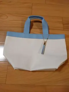 ハンドバック