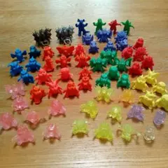 ゴジラ 消しゴムフィギュア セット　63体