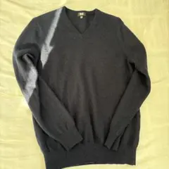 UNIQLO ダークグレー Vネックセーター XL