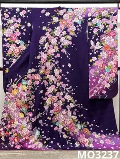 振袖 刺繍 金彩 紋意匠 身丈170cm パールトーン加工済 MO3417 - メルカリ