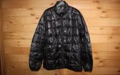 モンベル U.L.ダウン ジャケットMen's XL（左袖に修理後有り）