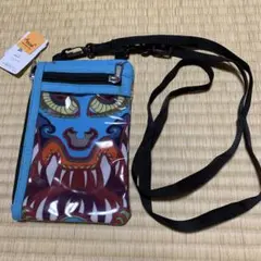 ミニショルダーバッグ　Amina 水色　派手　個性