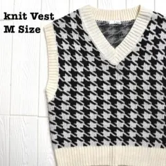 0122C Helm 千鳥柄 ニットベスト Mサイズ アイボリー