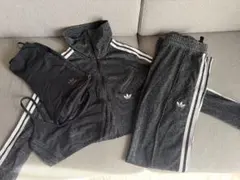 adidasラメジャージ