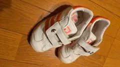 adidas ベビーシューズ ホワイト/オレンジ