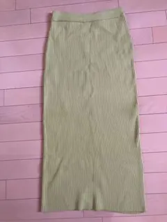 リブニットタイトスカート