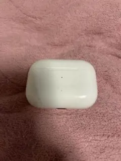 Apple AirPods Pro2 左耳正常右耳ノイズ音する事あり - メルカリ