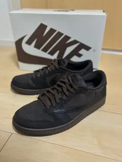 Travis Scott × Air Jordan 1 Velvet Brown