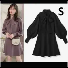 ＊グレイル GRL＊ボリュームスリーブフレアミニワンピース　ニット　ブラック