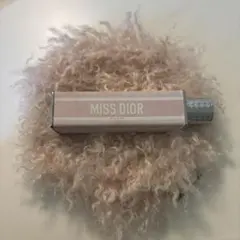 MISS DIORブルーミングブーケミニミス