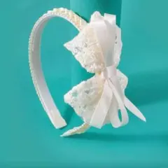 キッズ　リボン　カチューシャ　白　ホワイト　入園式　卒園式　入学式　髪飾り