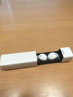 A30iホワイト ワイヤレスイヤホン 充電ケース付き アンカー