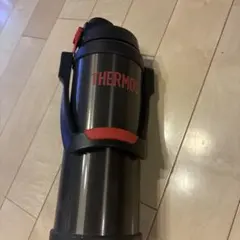 THERMOS 真空断熱スポーツボトル ブラックほぼ新品のサムネイル