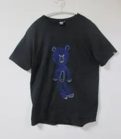 古着　ブランド初期デザイン　スカラーパリティ　クマ刺繍Tシャツ　黒　Mサイズのサムネイル