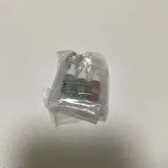 ガチャガチャ　Anua アヌア　ミニチュアチャーム セラムトライアルキット