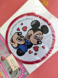 ディズニー『ミッキーマウス』ビンテージ刺繍ワッペン - メルカリ