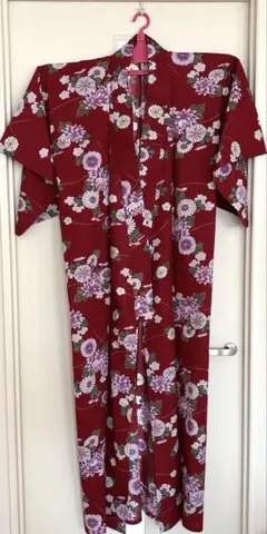 しまむら 花柄 浴衣単品　綿100% 赤のサムネイル
