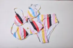 FOREVER 21 ビキニ水着　トップスM/L 2着 ボトムスMのサムネイル