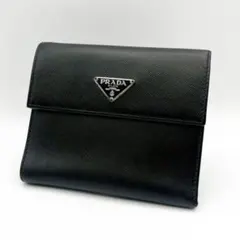 PRADA　プラダ　三つ折り　財布　三角ロゴ　サフィアーノ　レザー　ブラックのサムネイル