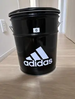 アディダス缶　収納ボックス　椅子にもなる adidas 福袋 adidas ペール缶 adidas アディダス スツール adidas 缶