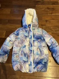H &M アナ雪ダウン135㎝　7.8歳くらい