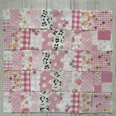 ハギレ5センチ角50枚set花.いちご.さくらんぼ.チェック.パンダ.ちょうちょ