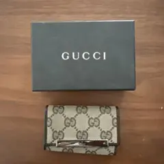 GUCCI GGキャンバスキーケース　保証書箱つき