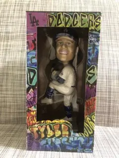 新品未使用品 タイラーグラスノー ボビーミラー ボブルヘッド人形2体まとめ売り 新品未使用品 タイラーグラスノー ボビーミラー ボブルヘッド