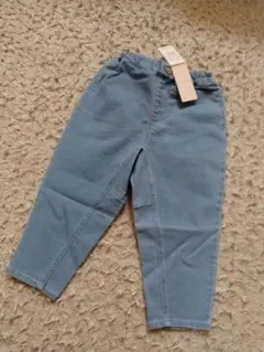 【新品未使用】petit mainテーパードデニムパンツ110